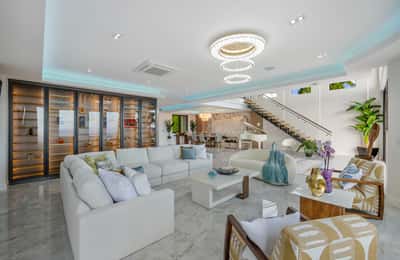 123 Waihili Pl, Honolulu, HI