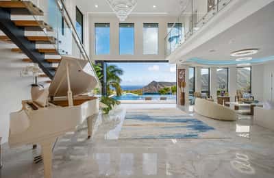 123 Waihili Pl, Honolulu, HI