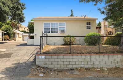 2511 Manhattan Ave, Montrose, CA