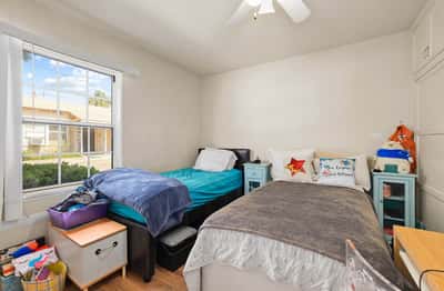 2511 Manhattan Ave, Montrose, CA