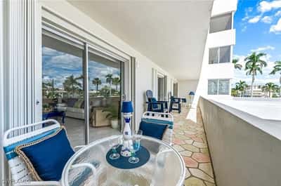 1977 Gulf Shore Blvd, 204, Naples, FL