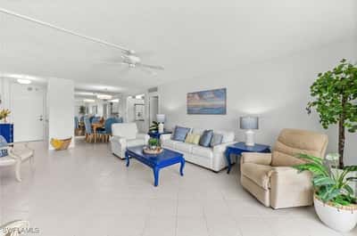1977 Gulf Shore Blvd, 204, Naples, FL