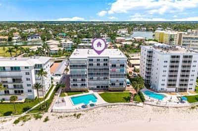 1977 Gulf Shore Blvd, 204, Naples, FL