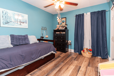 8391 Hollywood Hills, Las Vegas, NV