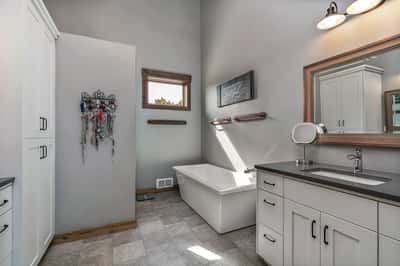 11301 SW Robinson Lane, Powell Butte, OR