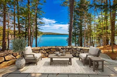1807 Little Sunapee Road, New London, NH