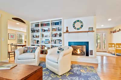 1807 Little Sunapee Road, New London, NH