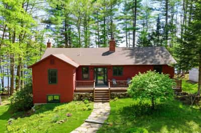 1807 Little Sunapee Road, New London, NH