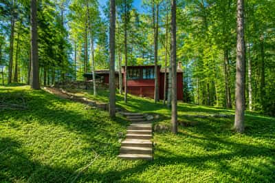 1807 Little Sunapee Road, New London, NH