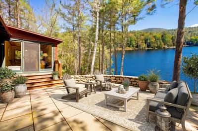 1807 Little Sunapee Road, New London, NH
