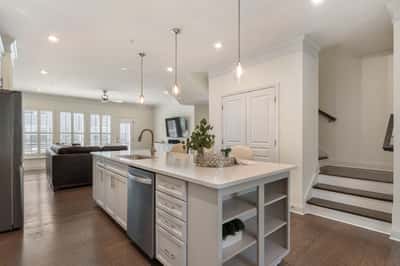605 Hanlon Way, Alpharetta, GA