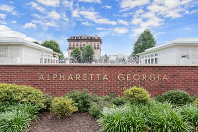 520 Fisher Drive, Alpharetta, GA