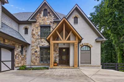 3330 Chimney Point Drive, Cumming, GA
