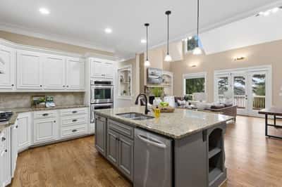 3330 Chimney Point Drive, Cumming, GA