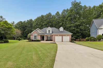 3850 Bridle Creek Drive, Suwanee, GA
