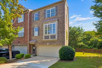 3237 Greenwood Oak Drive, Peachtree Corners, GA