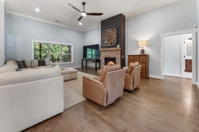 915 Pool Road, Hiram, GA