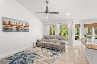 4471 Trails Dr, Sarasota, FL