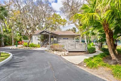 4471 Trails Dr, Sarasota, FL