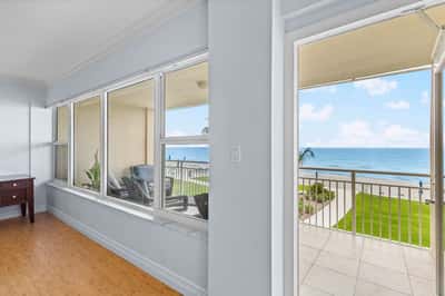 603 Longboat Club Rd Unit 202N, Longboat Key, FL