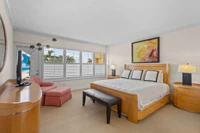 603 Longboat Club Rd Unit 202N, Longboat Key, FL