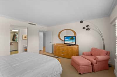 603 Longboat Club Rd Unit 202N, Longboat Key, FL