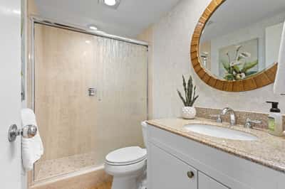 603 Longboat Club Rd Unit 202N, Longboat Key, FL