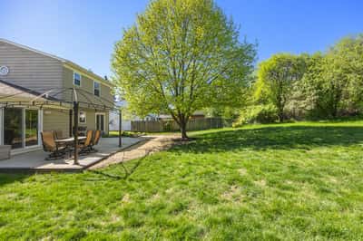1865 Ridgemoor Dr SE, Grand Rapids, MI