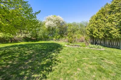 1865 Ridgemoor Dr SE, Grand Rapids, MI