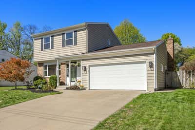 1865 Ridgemoor Dr SE, Grand Rapids, MI