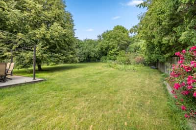 1865 Ridgemoor Dr SE, Grand Rapids, MI