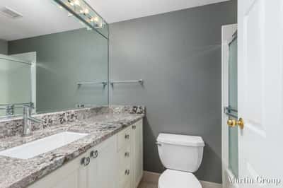 62 Campau Circle NW, Grand Rapids, MI