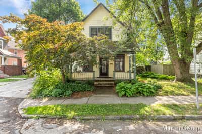 100 Luton Ave SE, Grand Rapids, MI