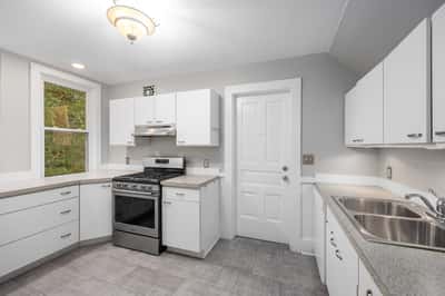 1211-1215 Lake Drive SE, Grand Rapids, MI