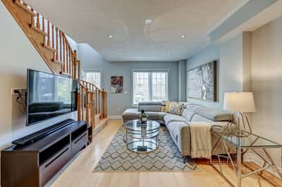 8 Sand Wedge Lane, Brampton, ON