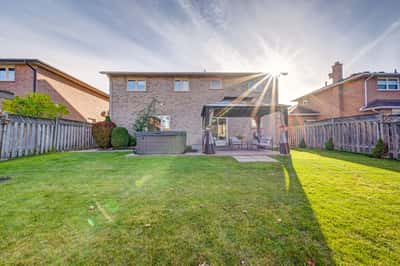 29 Napoleon Dr, Stoney Creek, ON