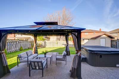 29 Napoleon Dr, Stoney Creek, ON