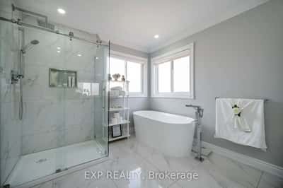 5122 Timber Mill Crt, Mississauga, ON