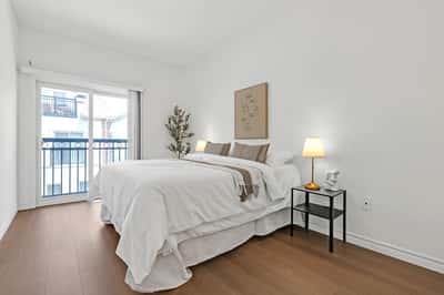 1060 St. Hilda's Way, 4, Whitby, ON