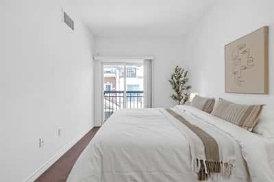1060 St. Hilda's Way, 4, Whitby, ON
