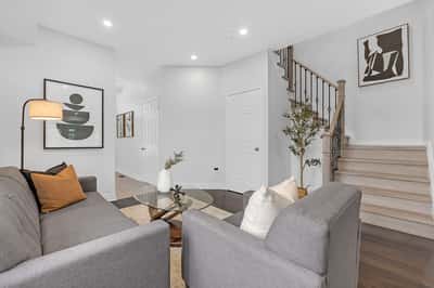 212 Shadow Place, Pickering, ON