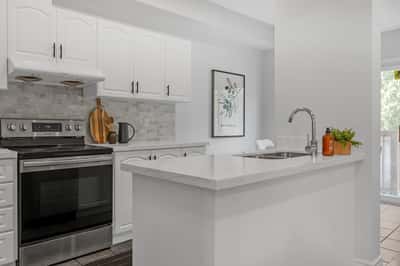212 Shadow Place, Pickering, ON