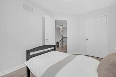 212 Shadow Place, Pickering, ON