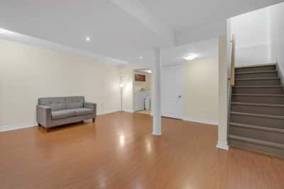 212 Shadow Place, Pickering, ON