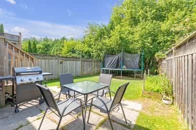 212 Shadow Place, Pickering, ON