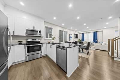 6347 Perth St, Ottawa, ON