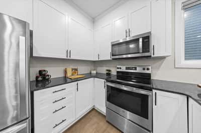 6347 Perth St, Ottawa, ON