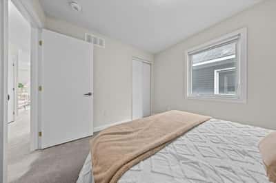6347 Perth St, Ottawa, ON