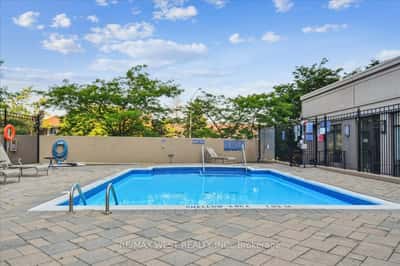 220 Forum Dr,, 1009, Mississauga, ON
