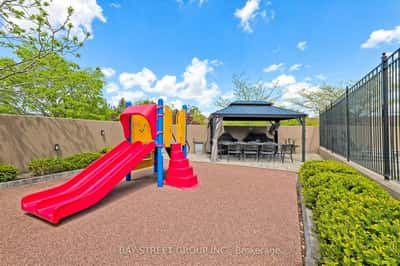 220 Forum Dr,, 1009, Mississauga, ON
